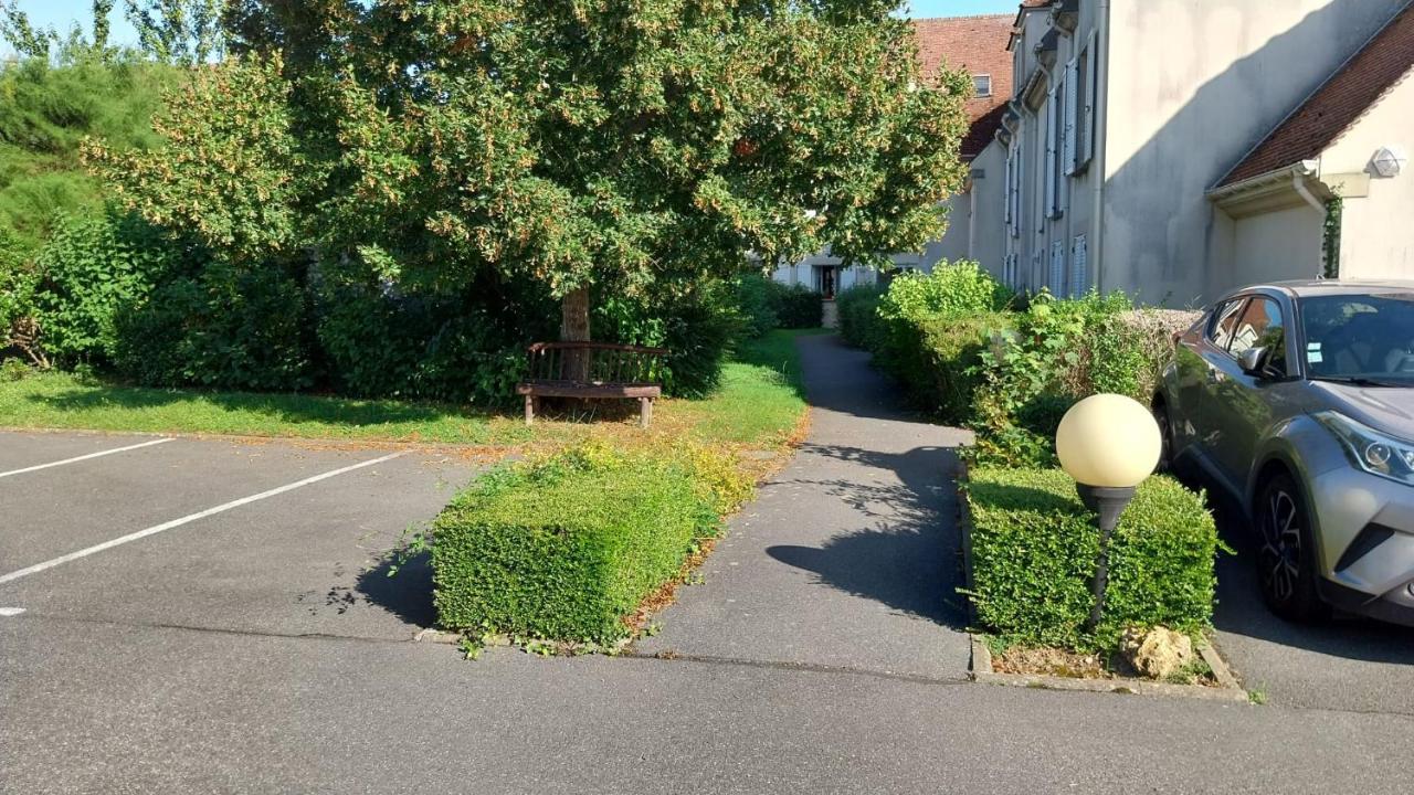 Appartement Cosy - Disneyland & Villages Nature Villeneuve-Saint-Denis Экстерьер фото